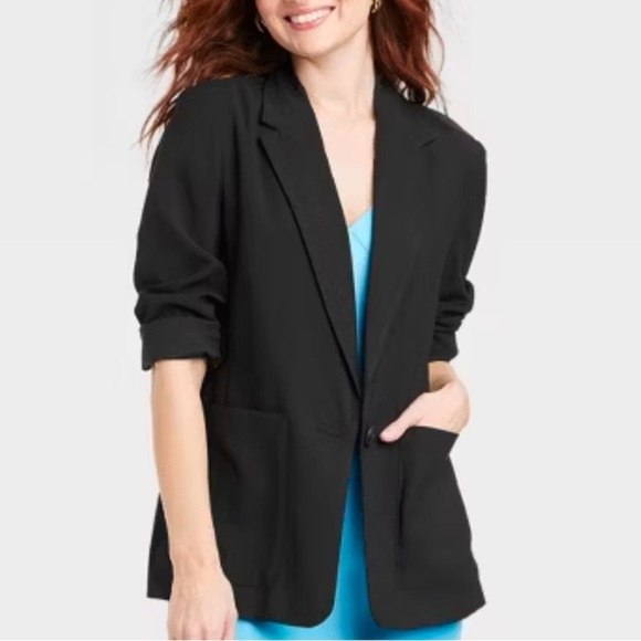 A New Day Women's Relaxed Fit Essential Black Blazer​​ - Picture 1 of 2